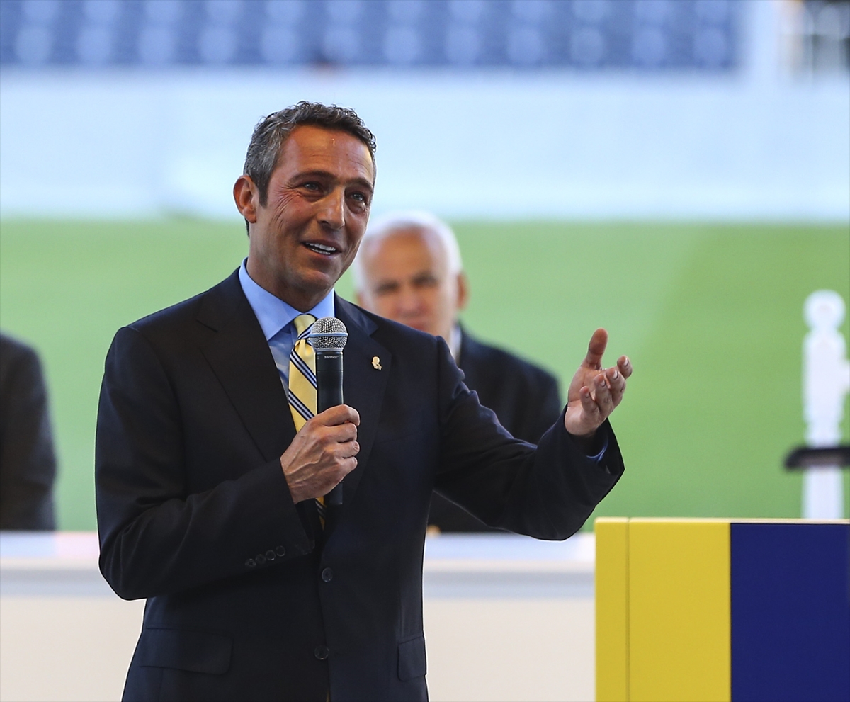 Fenerbahçe’de Ali Koç başkan oldu, Sertaç Komsuoğlu da yönetime girdi