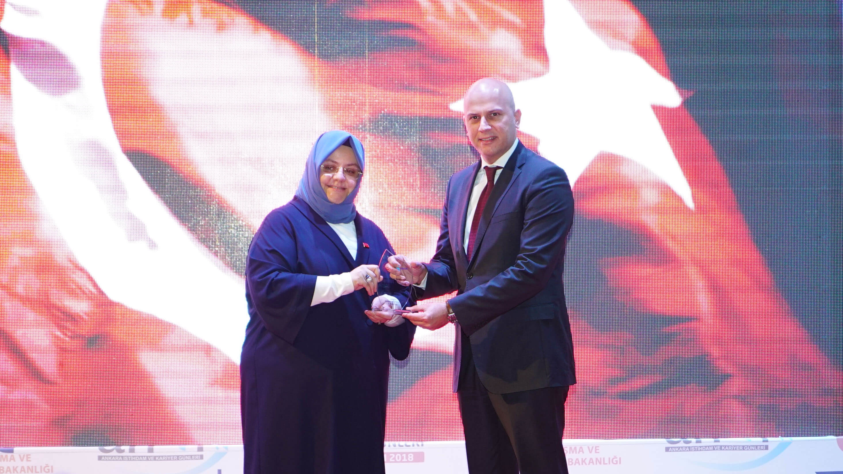 Çalışma Bakanlığı’ndan Shell & Turcas’ın kadın istihdamı projesine ödül