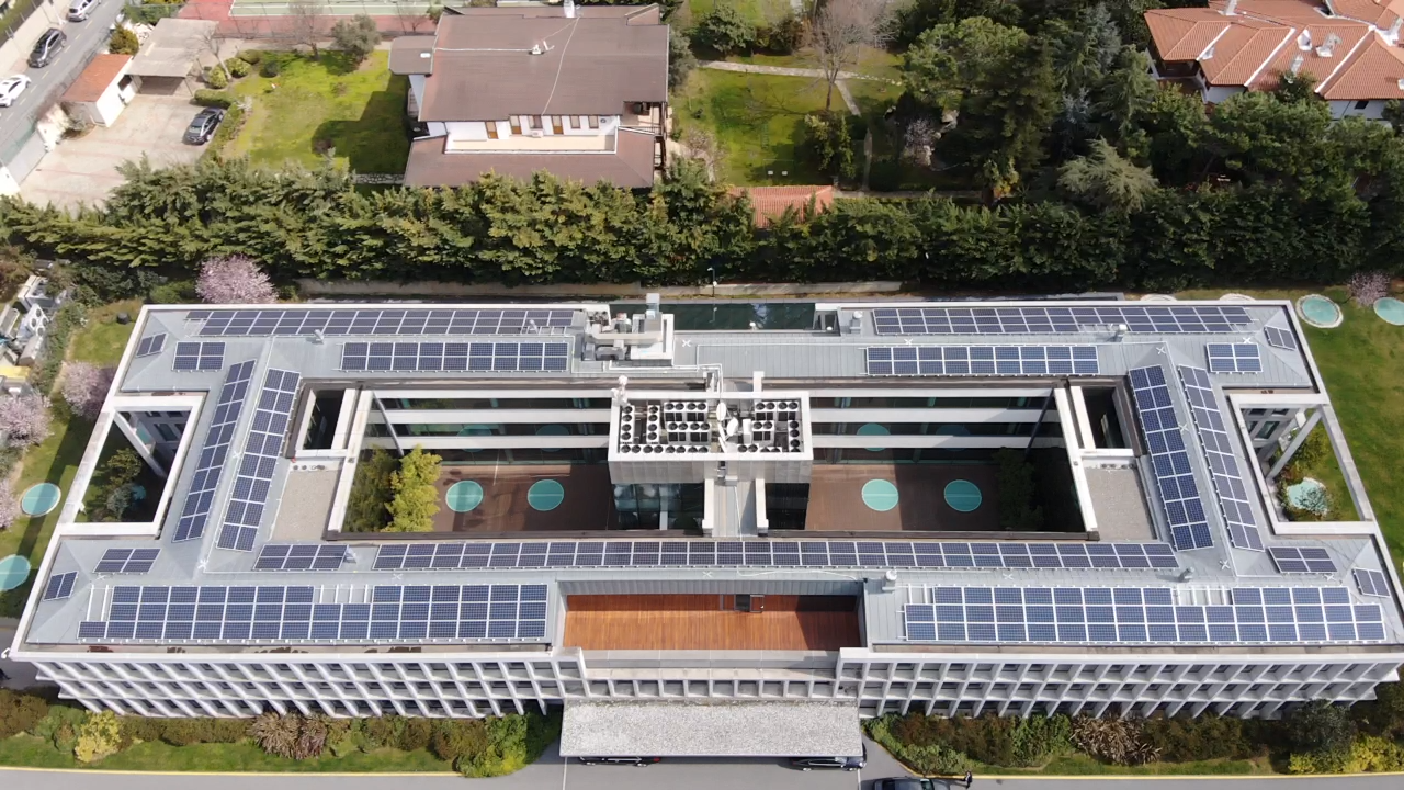 Doğan Holding, Galata Wind tarafından kurulan güneş panelleri ile kendi enerjisini kendisi üretecek