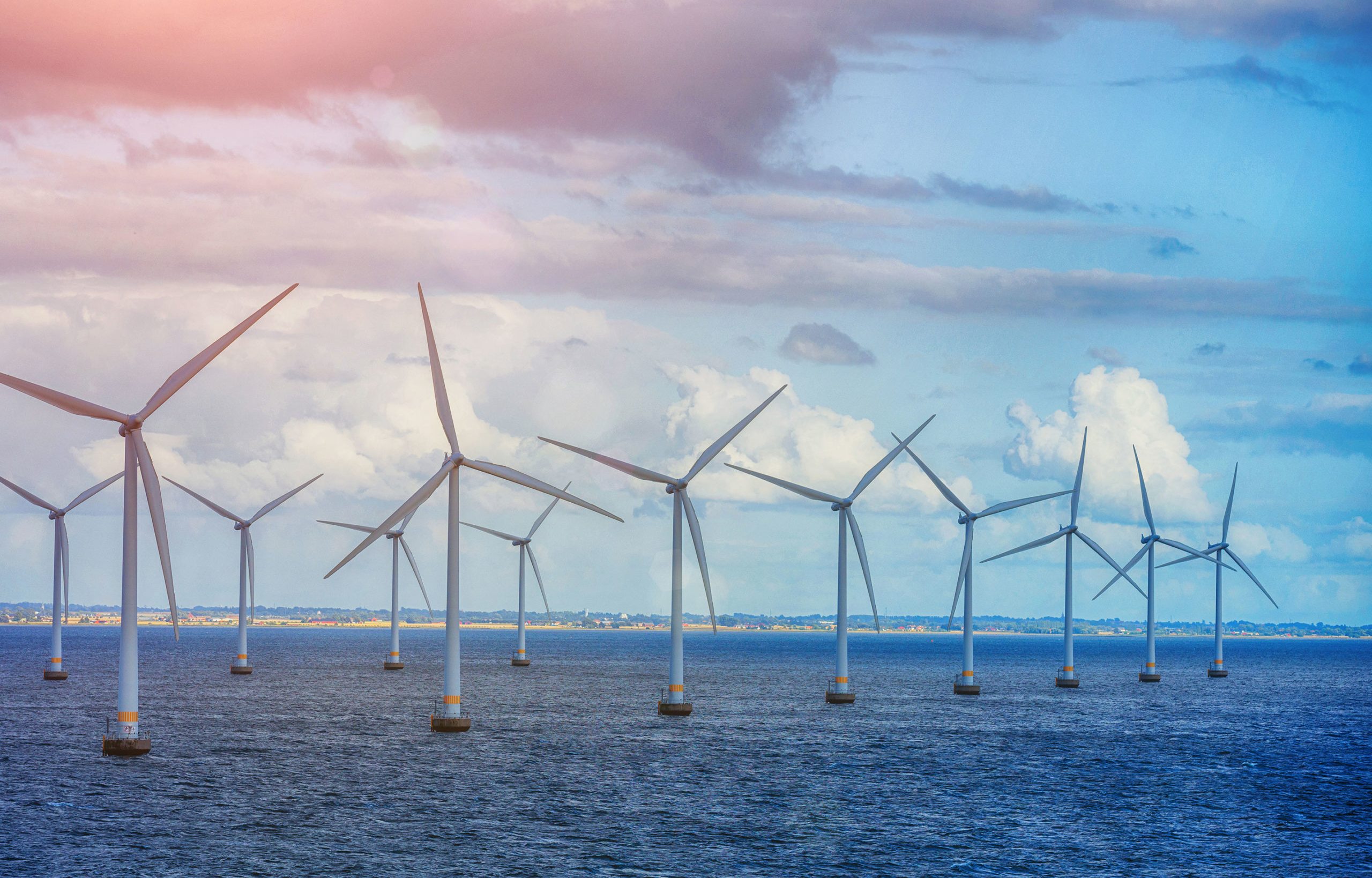 Küresel deniz üstü rüzgar kurulu gücü artıyor