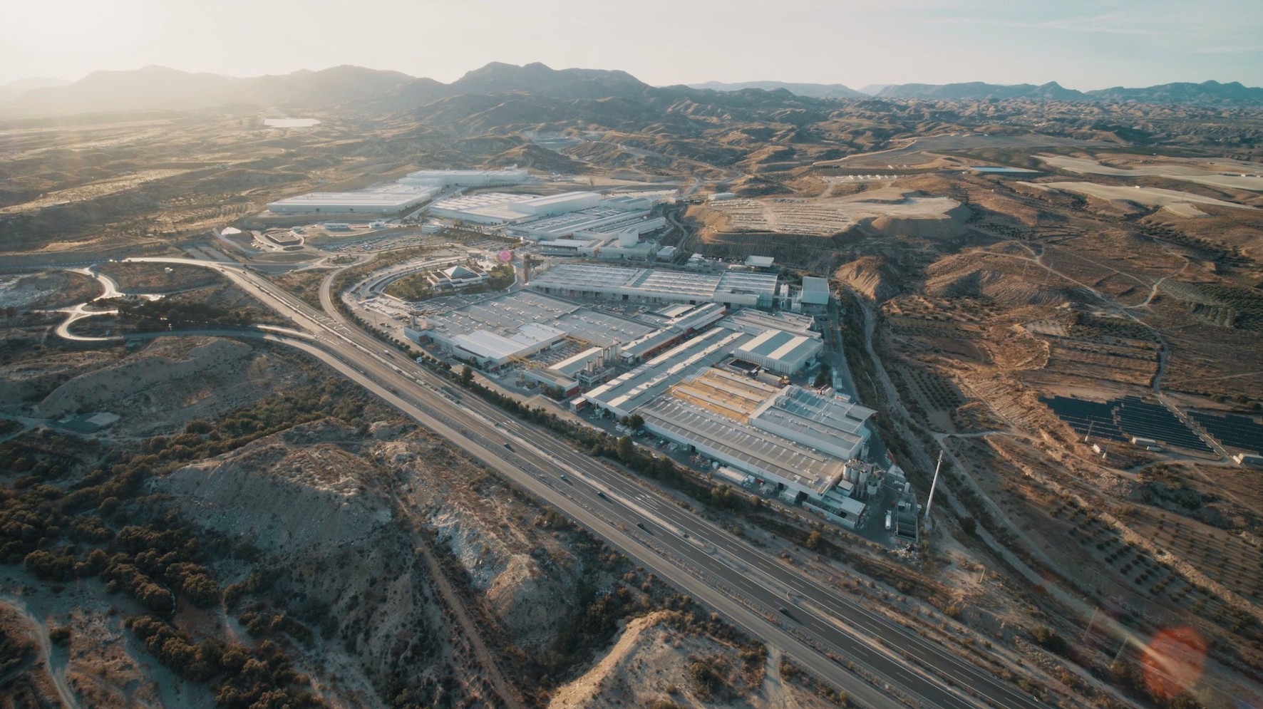 Cosentino’dan güneş enerjisine yatırım