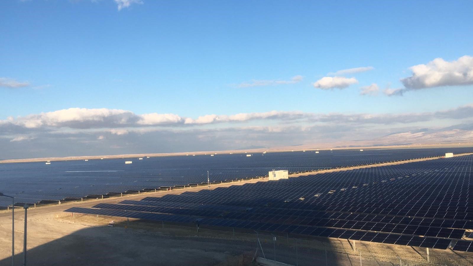 GE ve UKEF, Türkiye’nin en büyük güneş enerjisi projesine destek vermek üzere anlaştı