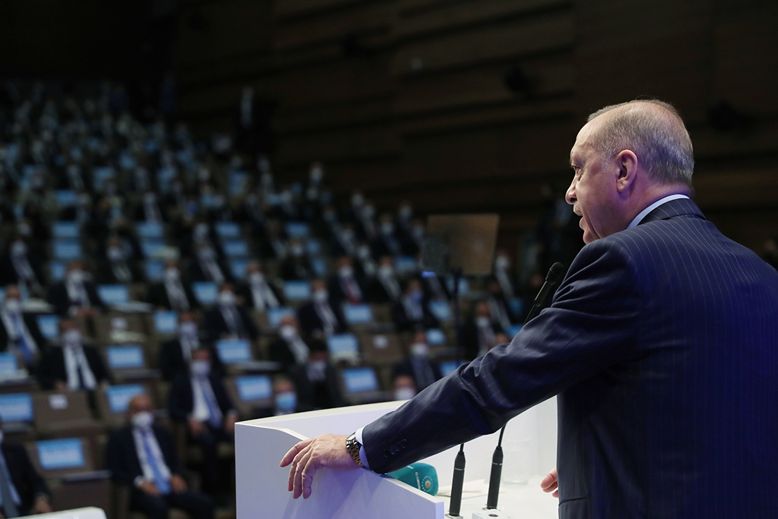 Cumhurbaşkanı Erdoğan: “En düşük tarifede aylık elektrik tüketimini 150 kilovattan 210 kilovata çıkarıyoruz”