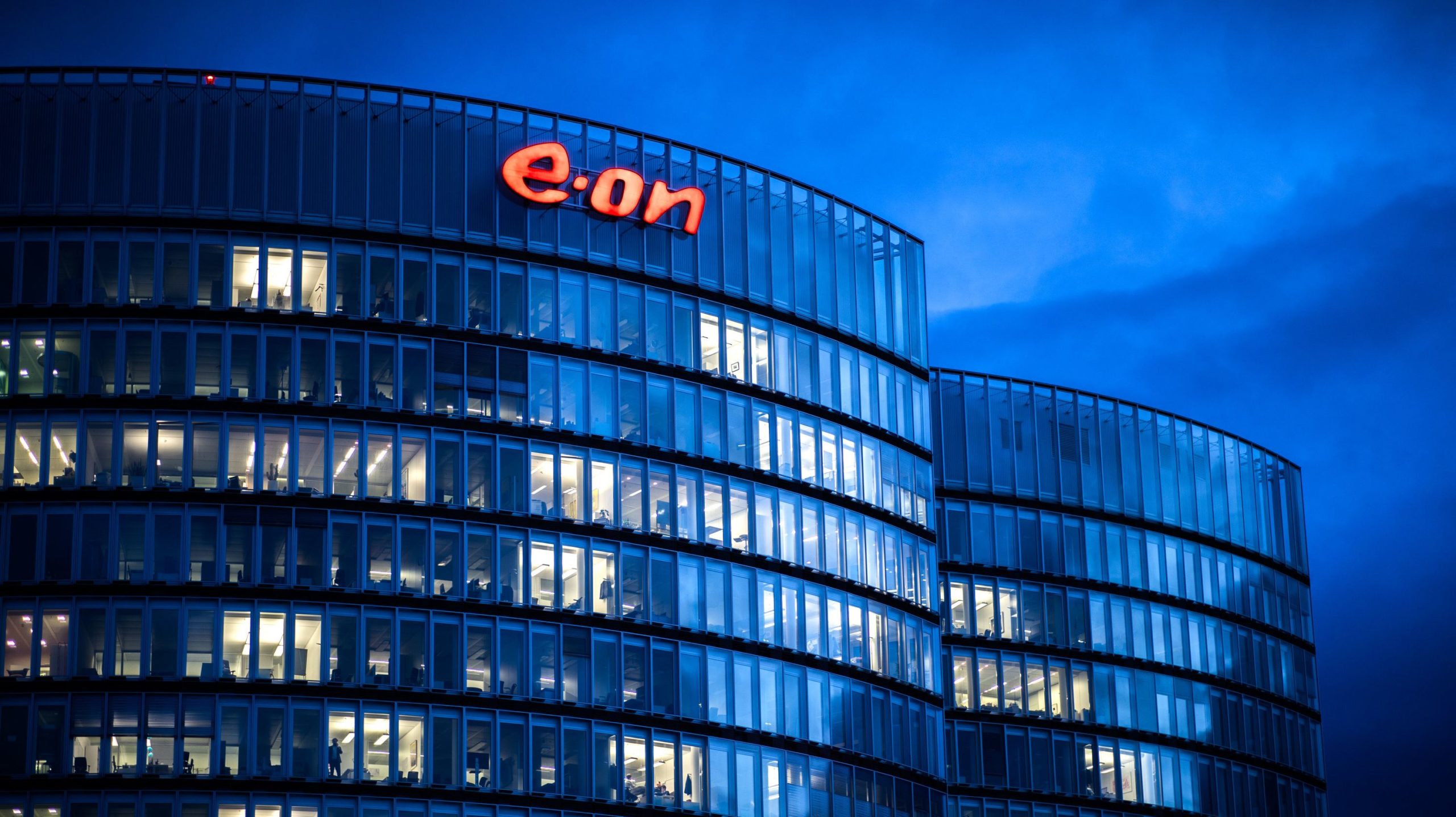 Alman enerji şirketi E.ON, Gazprom’un Avrupa’daki şirketlerinden gaz alımını durdurdu