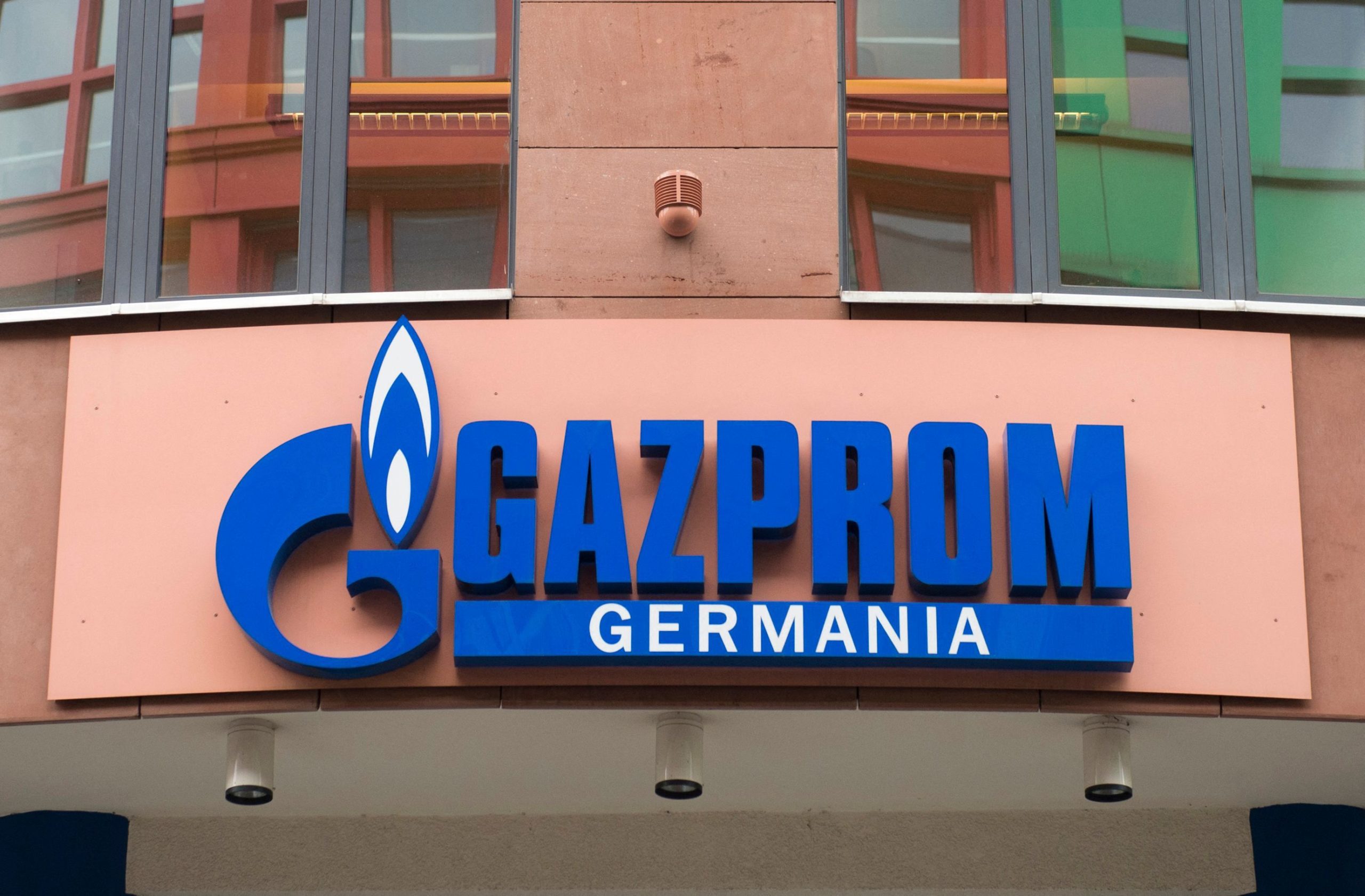 Almanya, Gazprom Germania’yı 10 milyar avroluk kurtarma paketiyle iflastan koruyacak