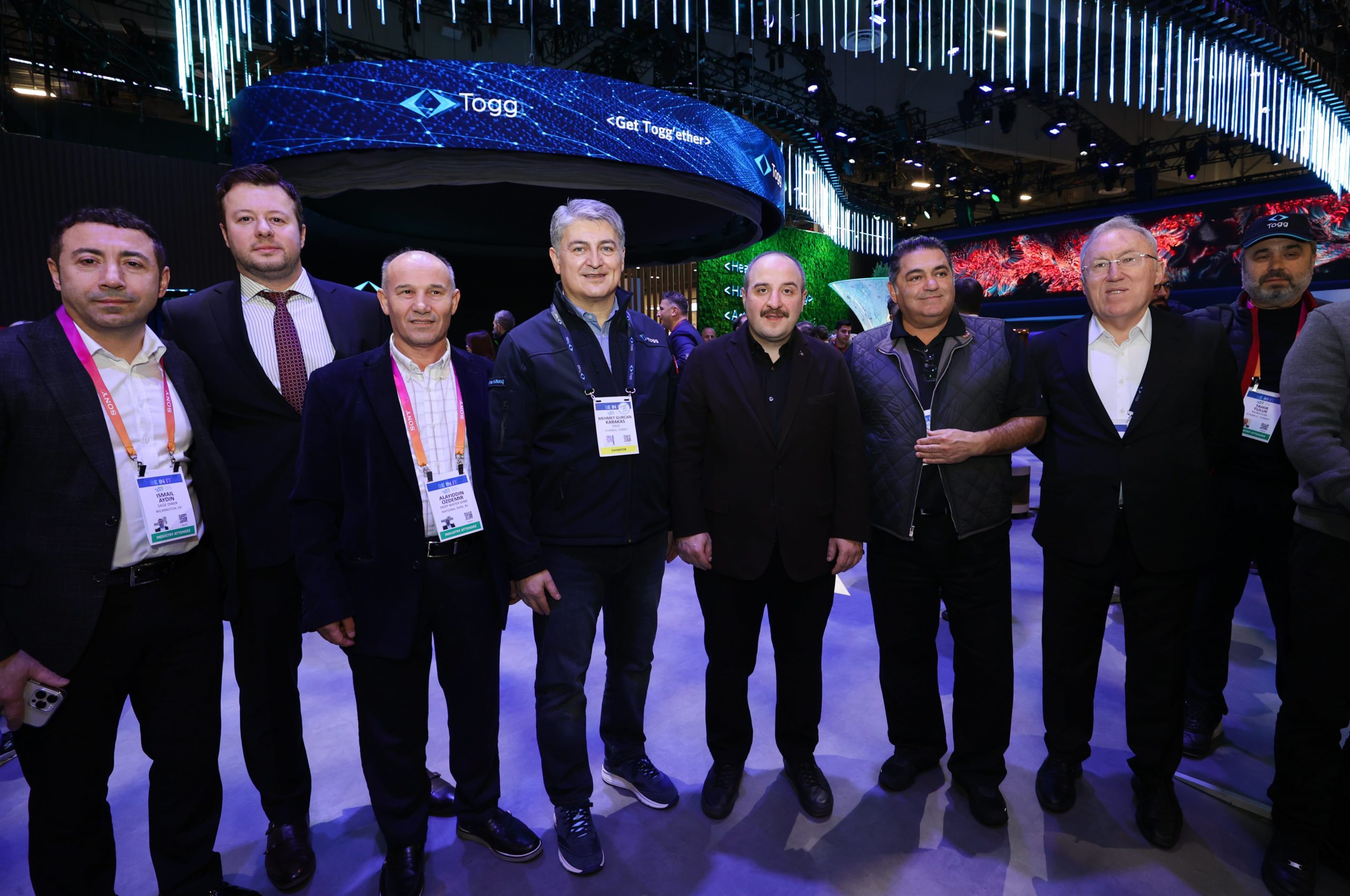 Bakan Varank, Togg’un CES 2023’teki “Dijital Mobilite Bahçesi”ni ziyaret etti