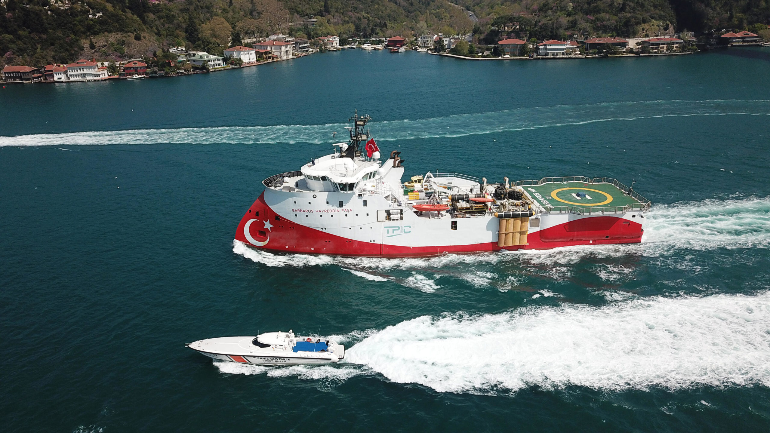 Barbaros Hayreddin Paşa gemisi, Doğu Karadeniz’de petrol arıyor