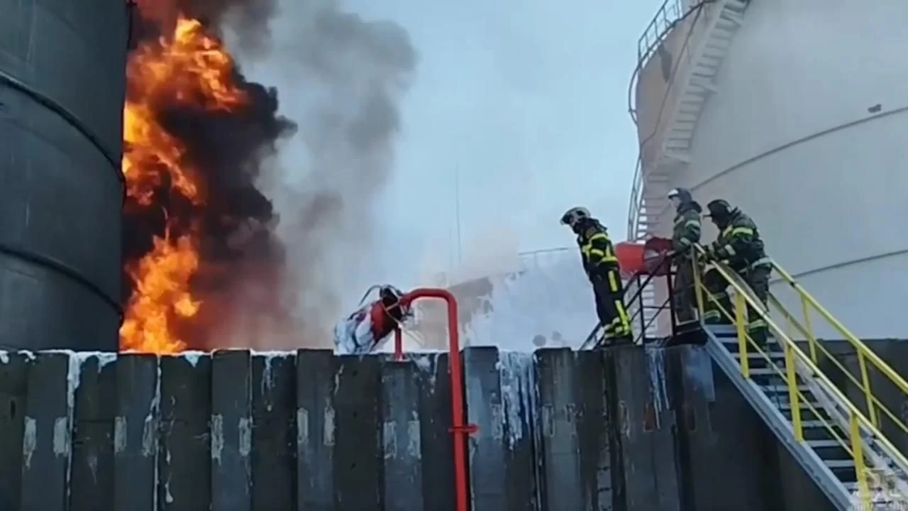 Rusya’da İHA’ların hedefi akaryakıt deposu oldu