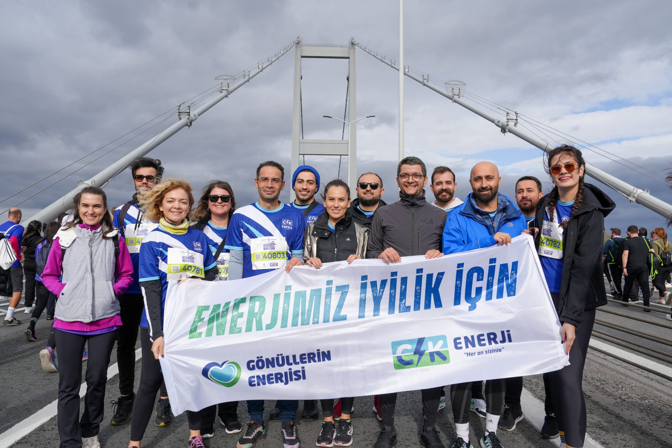 CK Enerji çalışanları, İstanbul Maratonu’nda “Eğitim Hakkı” için koştu